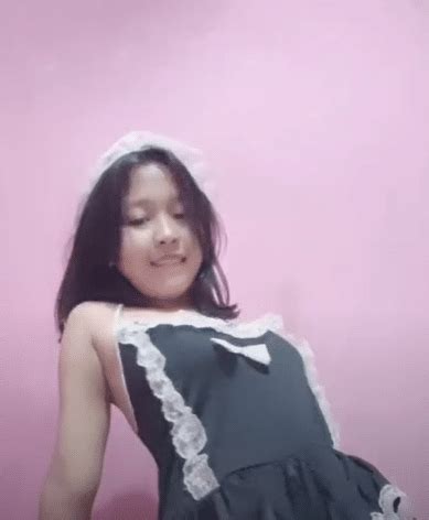 Rara Nadifa godain kakak ngentot